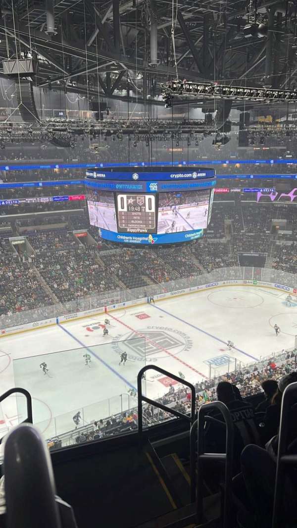 Crypto.com Arena, section: 304, row: 6, seat: 1