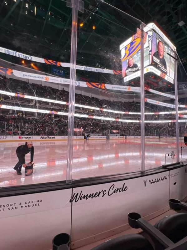 Honda Center, section: 225, row: B, seat: 5