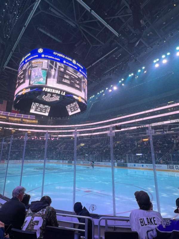 Crypto.com Arena, section: 108, row: 7, seat: 8