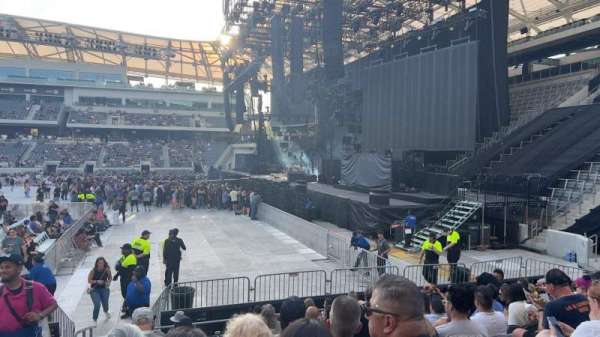 BMO Stadium, section: 109, row: L, seat: 30