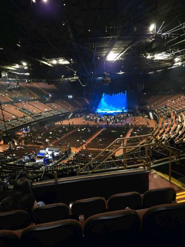Kia Forum, section: 202, row: 6, seat: 14