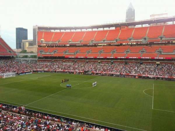 Huntington Bank Field, section: 336, row: 1, seat: 18