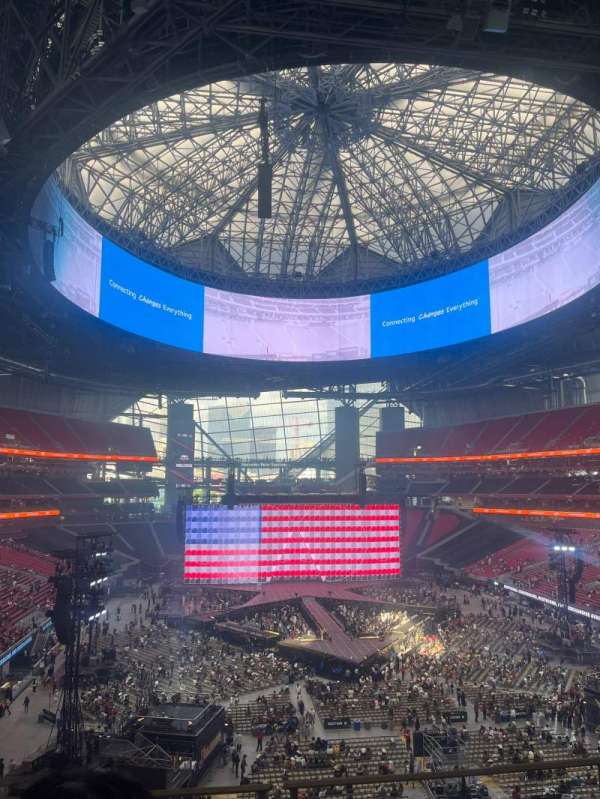 Mercedes-Benz Stadium, section: 225, row: 3, seat: 23