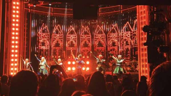 Lyric Theatre, West End, section: Stalls, row: M, seat: 1