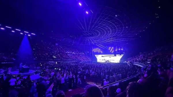 Kia Forum, section: 105, row: 3, seat: 4