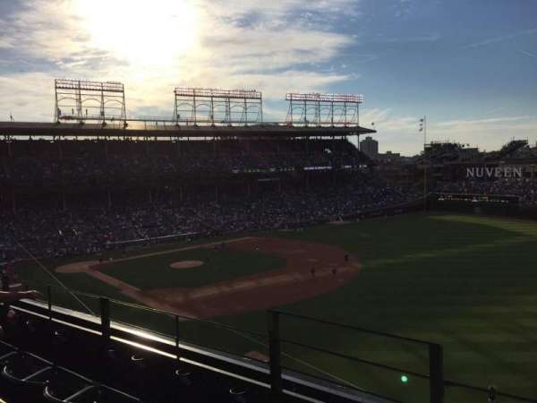 Wrigley Field, section: 330R, row: 3, seat: 2