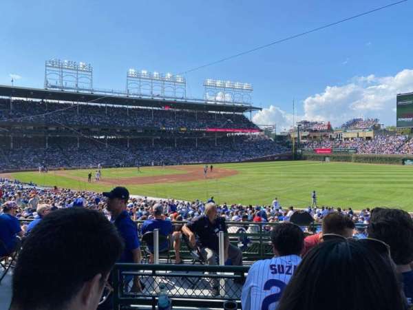Wrigley Field, section: 231, row: 3, seat: 5