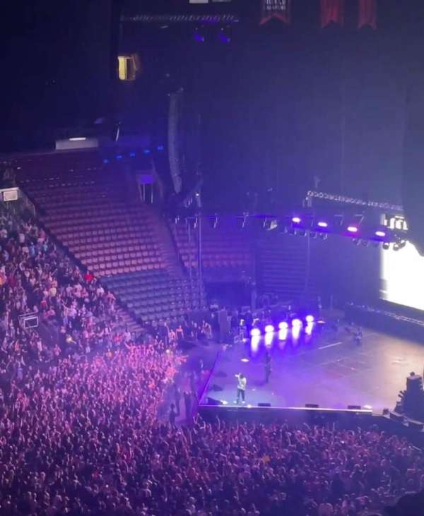 Scotiabank Arena, section: 307, row: G, seat: 4