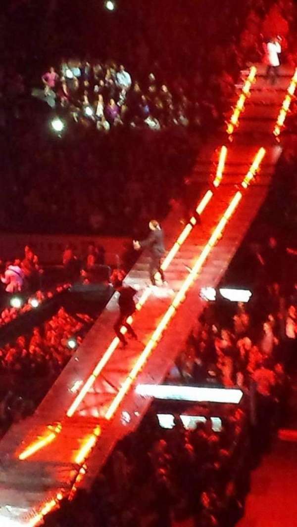 United Center, section: 315, row: 9, seat: 2