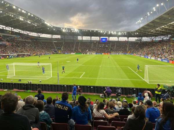 Stade de Genève, section: U, row: 14, seat: 67