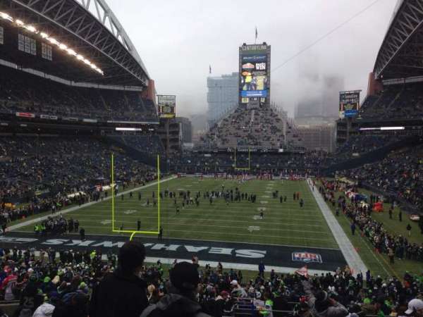 Lumen Field, section: 120, row: NN, seat: 17