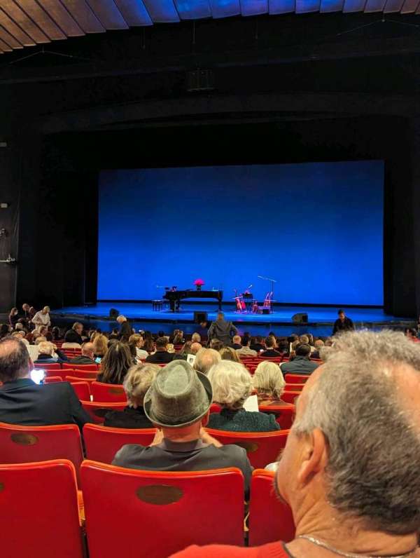 Dorothy Chandler Pavilion, section: Orchestra , row: V, seat: 22
