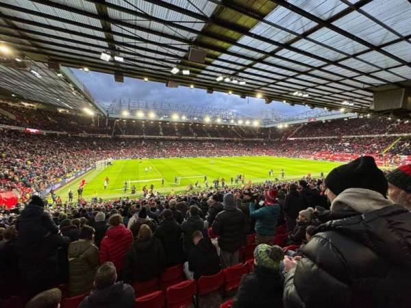 Old Trafford, section: s121, row: 26, seat: 220