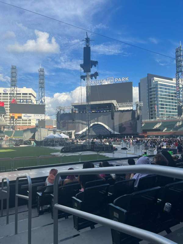 Truist Park, section: 21, row: 12, seat: 1
