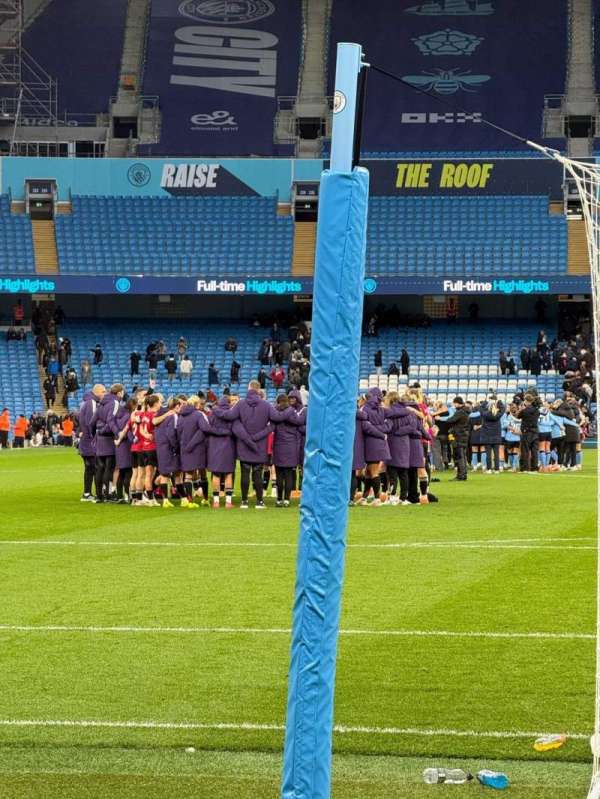Etihad Stadium, Manchester, section: 016, row: 6, seat: 426