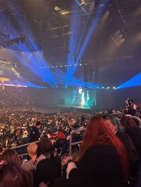 Uber Arena, section: 204, row: 19, seat: 17