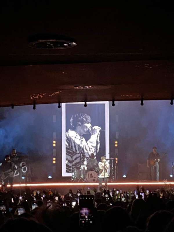 L'Olympia, section: Fosse debout