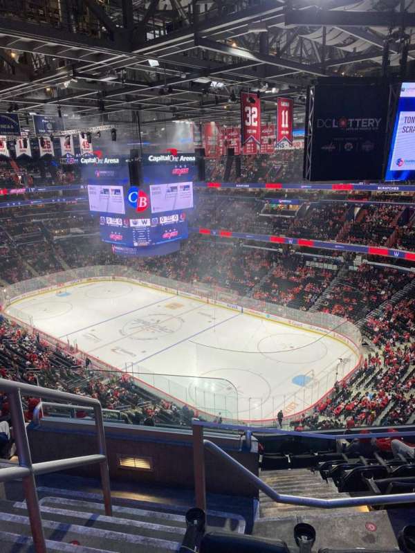 Capital One Arena, section: 405, row: K, seat: 2