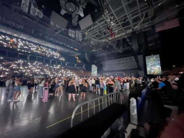 Scotiabank Arena, section: 120, row: 1, seat: 4