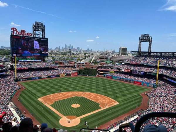 Citizens Bank Park, section: 420, row: 11, seat: 2