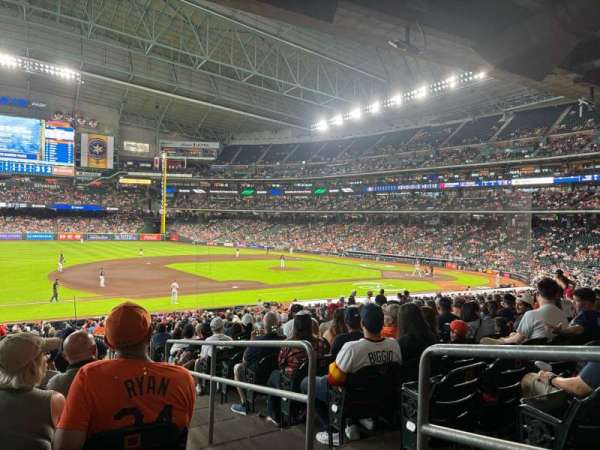 Daikin Park, section: 110, row: 36, seat: 19
