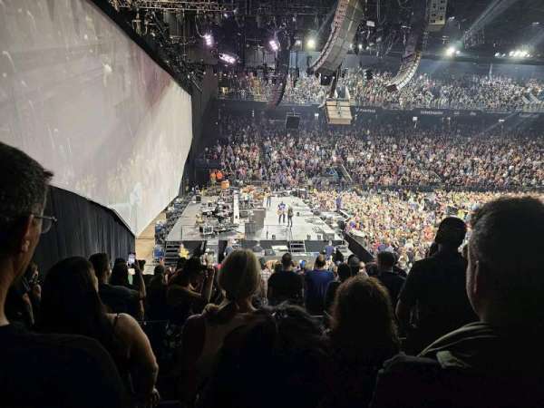 CFG Bank Arena, section: 124, row: S, seat: 8