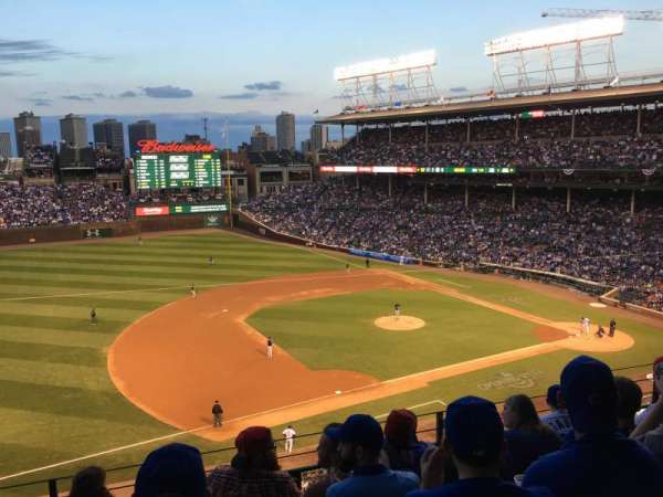 Wrigley Field, section: 307L, row: 6, seat: 16