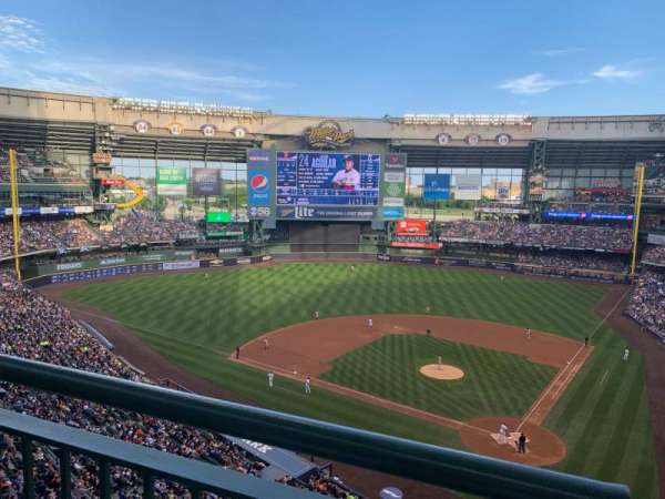 American Family Field, section: 425, row: 1, seat: 4