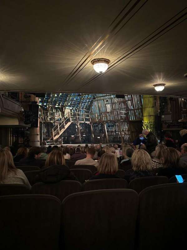Nederlander Theatre, section: Orchestra L, row: Q, seat: 19