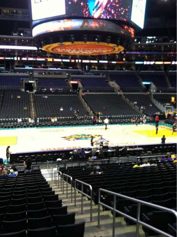 Crypto.com Arena, section: 102, row: 20