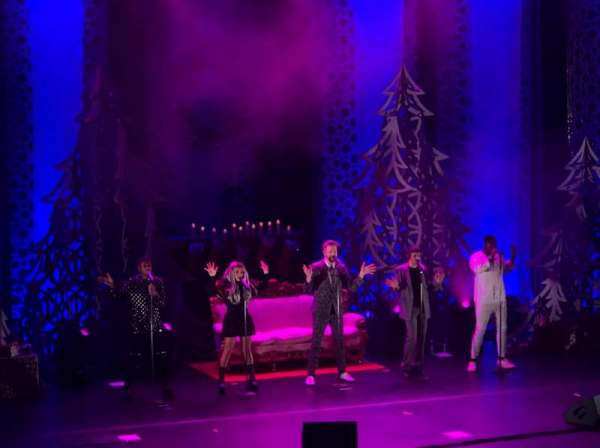 Beacon Theatre, section: LOGE 1, row: A, seat: 23