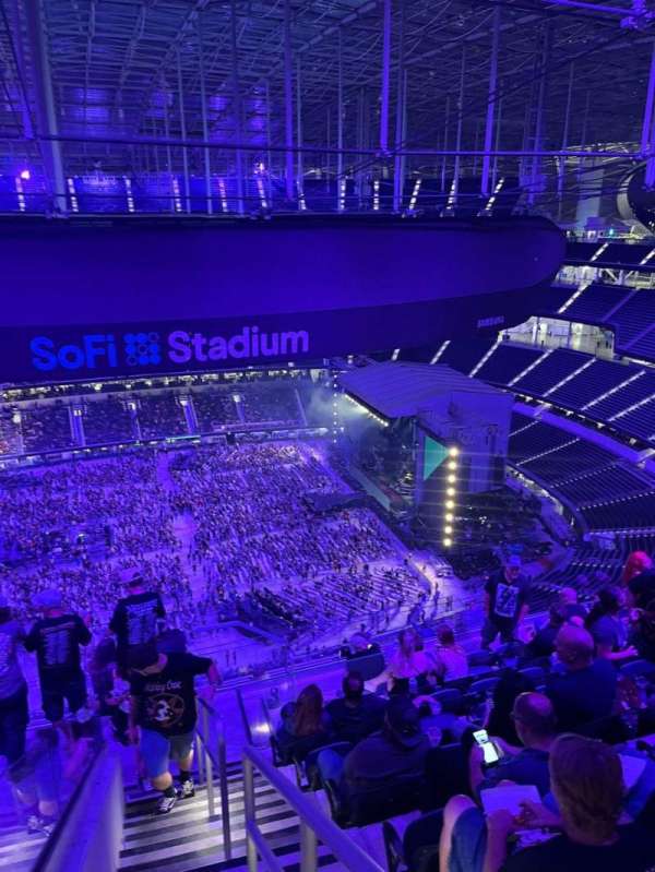 SoFi Stadium, section: 538, row: 12, seat: 2