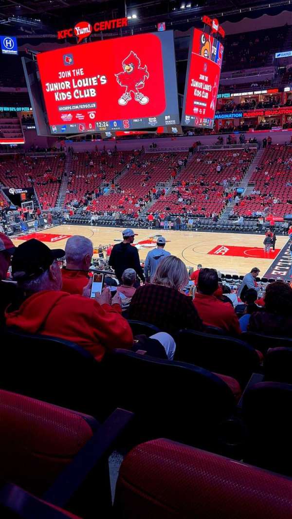 KFC Yum! Center, section: 114, row: EE, seat: 21