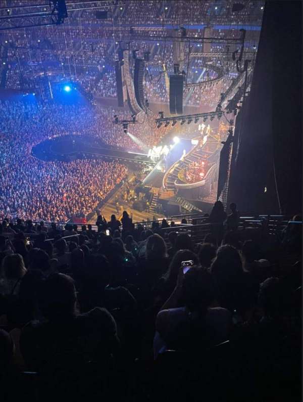 Qudos Bank Arena, section: 68, row: O, seat: 366
