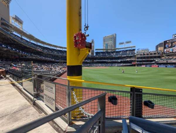 Petco Park, section: 125, row: 20, seat: 6