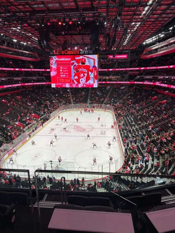 Little Caesars Arena, section: M19A, row: 1, seat: 8