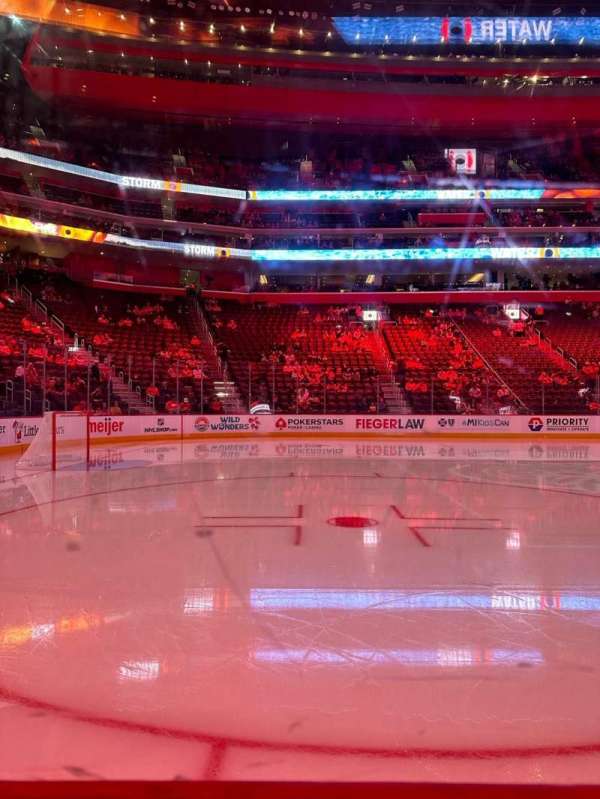 Little Caesars Arena, section: 125, row: 1, seat: 8