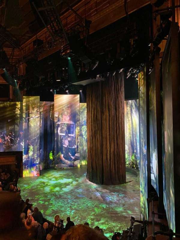 Nederlander Theatre, section: Mezzanine R, row: C, seat: 26