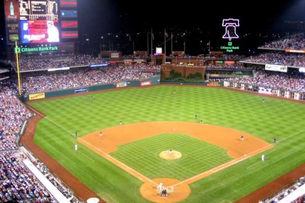 Citizens Bank Park, section: 420, row: 8, seat: 17