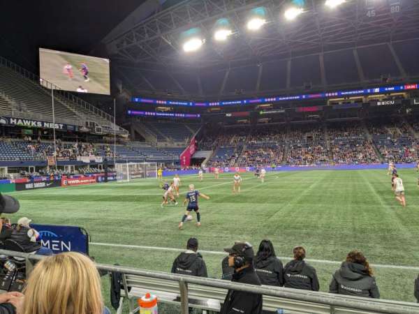 Lumen Field, section: 137, row: B, seat: 11