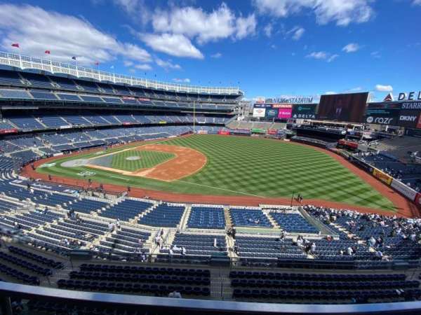 Yankee Stadium, section: Suite 14, row: 1, seat: 1