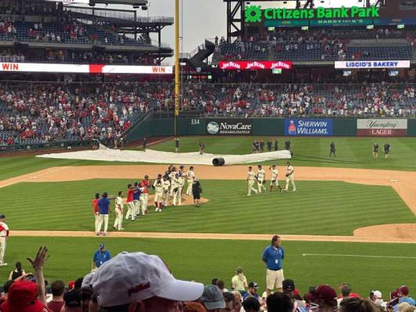 Citizens Bank Park, section: 116, row: 28, seat: 17