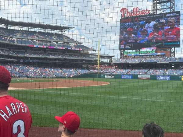 Citizens Bank Park, section: 112, row: 3, seat: 12