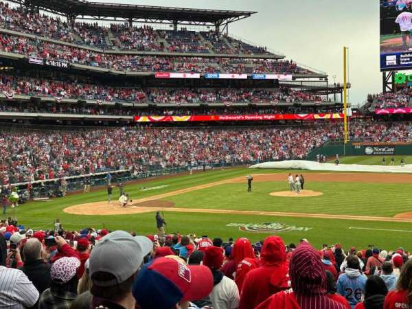 Citizens Bank Park, section: 116, row: 27, seat: 3