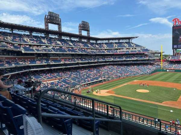 Citizens Bank Park, section: 214, row: 4, seat: 13
