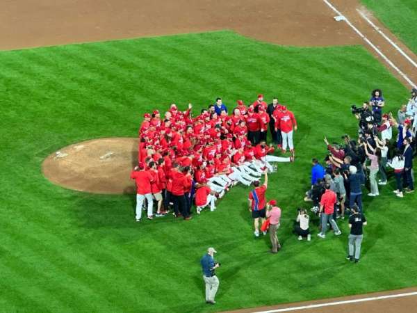 Citizens Bank Park, section: 326, row: 5, seat: 11