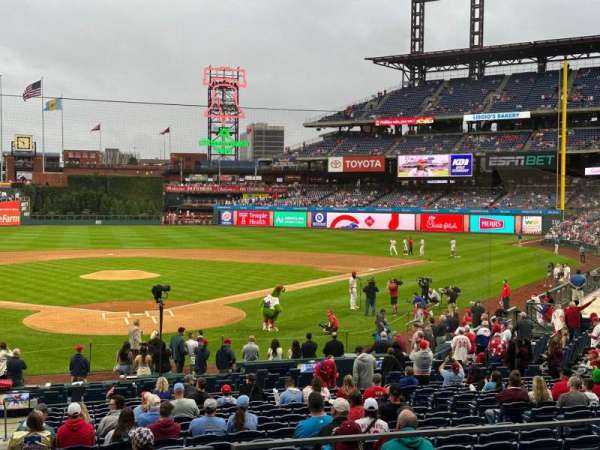Citizens Bank Park, section: 124, row: 23, seat: 4