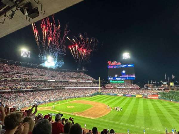 Citizens Bank Park, section: 212, row: 7, seat: 2