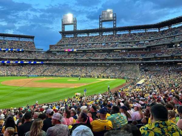 Citizens Bank Park, section: 137, row: 30, seat: 15
