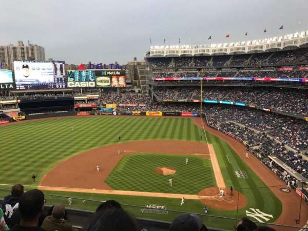 Yankee Stadium, section: 323, row: 5, seat: 8